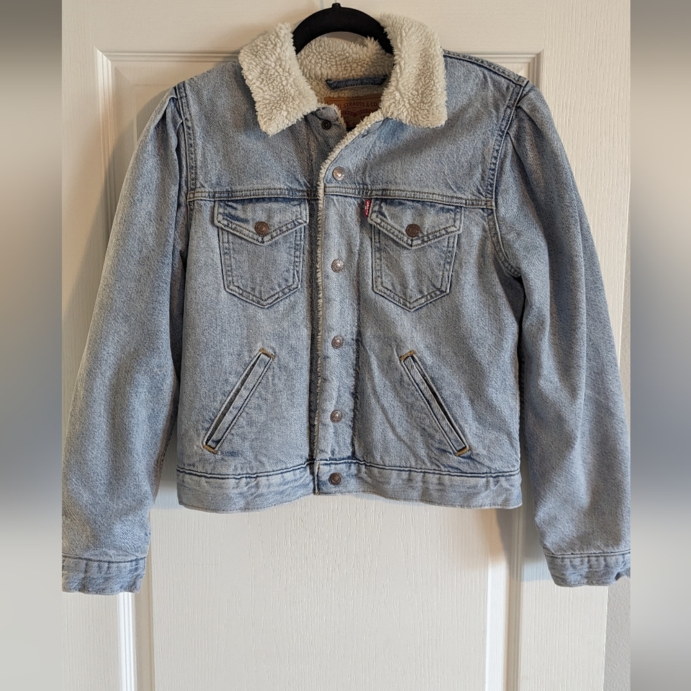 Levi's fleece lined jacket